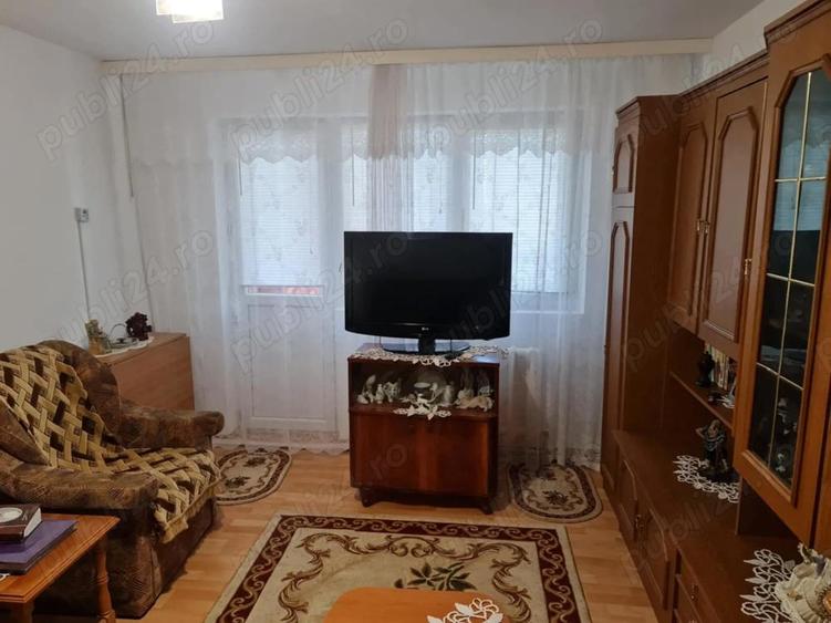 Apartament 3 camere de vanzare Slobozia - 1