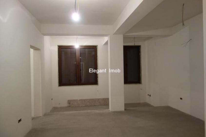 Vila cu suprafata de 550 mp in Paradisul Verde - 4