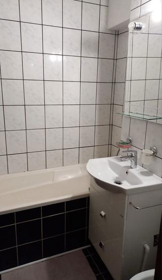 Inchiriez apartament 5 camere - 4