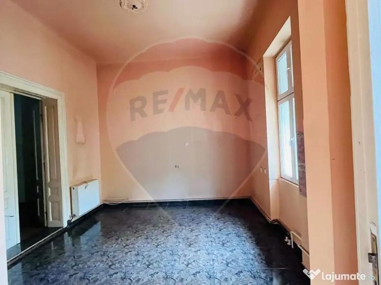Casa cu 3 camere pe strada Eminescu - 6