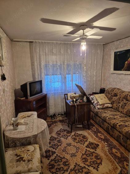 Vanzare Ap. 3 cam. , Zona Vlaicu - Poetului , Et.2 , LA PRET REDUS - 15