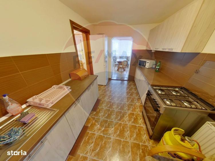 Casa / Vila cu 8 camere de vanzare - 12