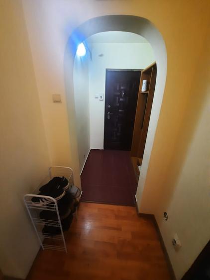 Apartament cu 2 camere decomandat, etaj 1/10, zona Pacurari - 5