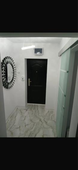 Inchiriez apartament cu 2 camere in Bucuresti, sector 3 - 8