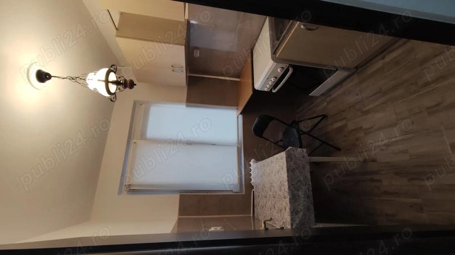 Inchiriez apartament cu o camera 32 m - 1