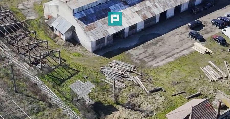 Spa?iu industrial, rampa ?i acces la calea ferata - 11