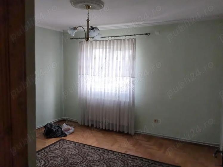 Inchiriez casa str. Calea Craiovei, Pite?ti - 5