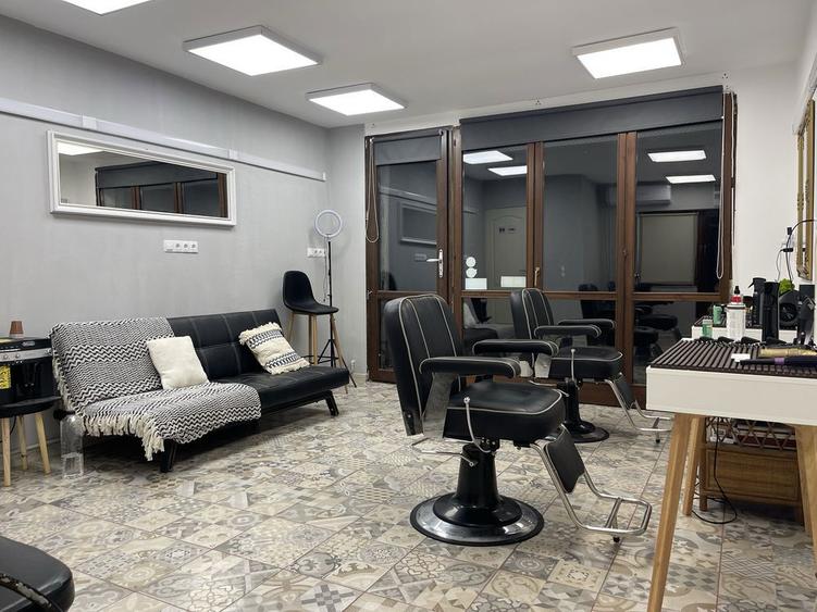 Spatiu comercial / garsoniera cu curte - 6