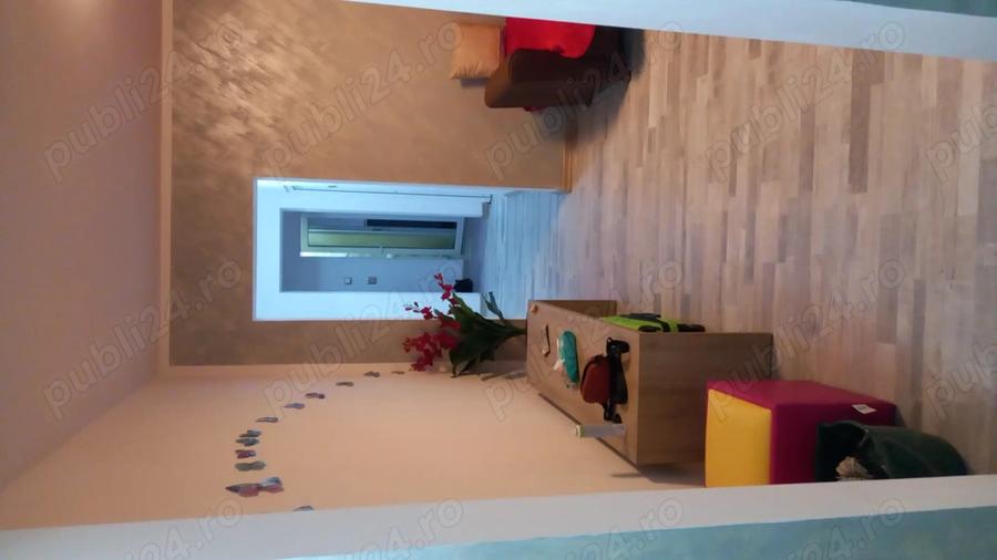 Apartament decomandat la parter cu trei camere. - 8