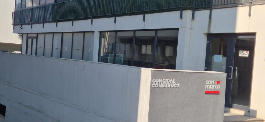 Spatiu Comercial zona Coresi cu chiriasi - 1