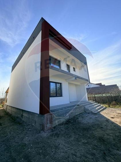 Vilă nouă P+1 de vânzare ,zona Brestei, în apropiere de Promenada - 1