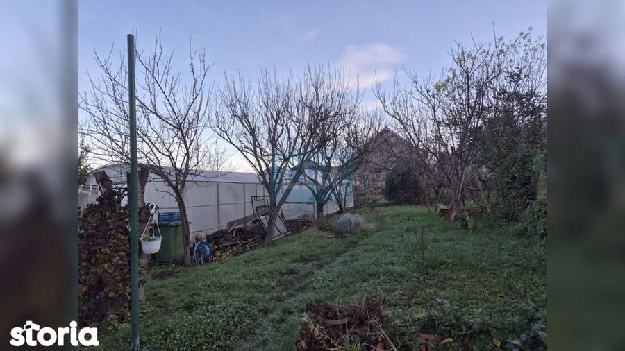 Casa pe un nivel, cu livada, la intrarea in Dezmir - 5