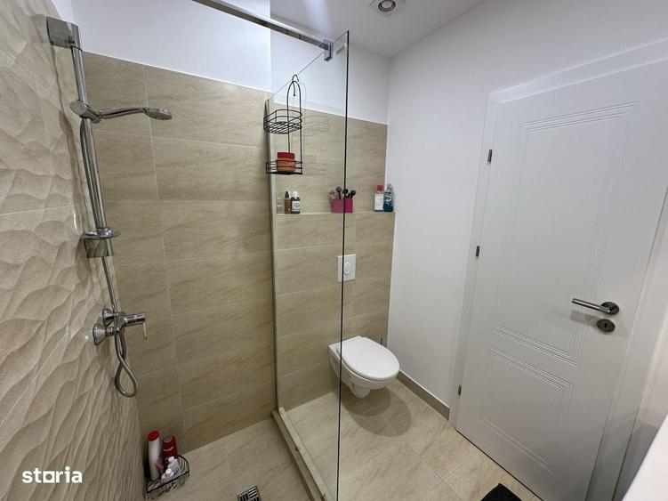Casă cu 4 camere cu Teren 45.5 Mp în Central