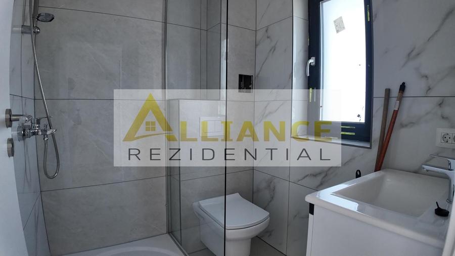 Casă individuală cu 4 camere cu Canalizare în Berceni