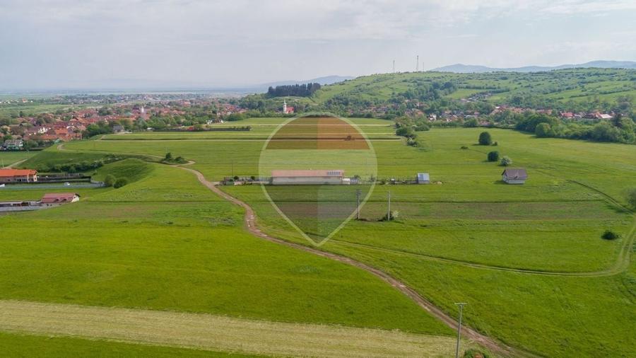 Teren agricol intravilan de 611 mp, în Tărlungeni