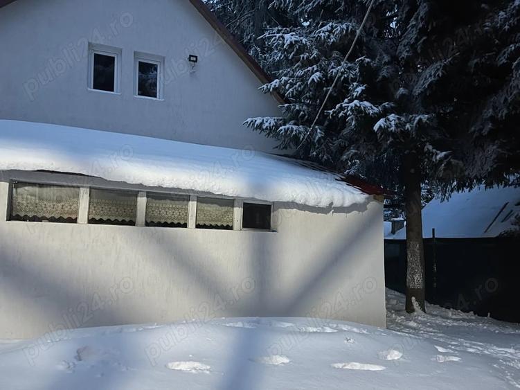 Casă cu 4 camere în Sântimbru