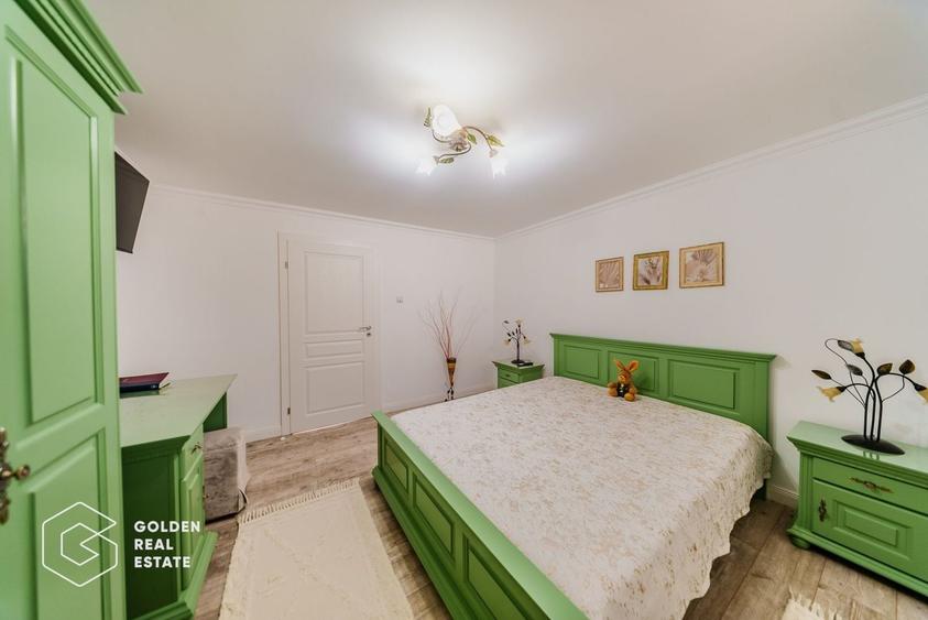 Casă individuală cu 5 camere cu Canalizare în Felnac
