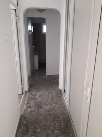 Apartament cu 3 camere decomandat în Păcurari