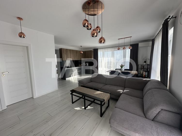 Apartament cu 3 camere decomandat, mobilat în Mihai Viteazul