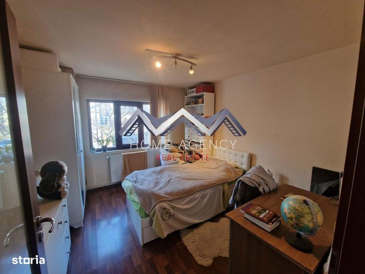 Apartament cu 4 camere decomandat în Ultracentral