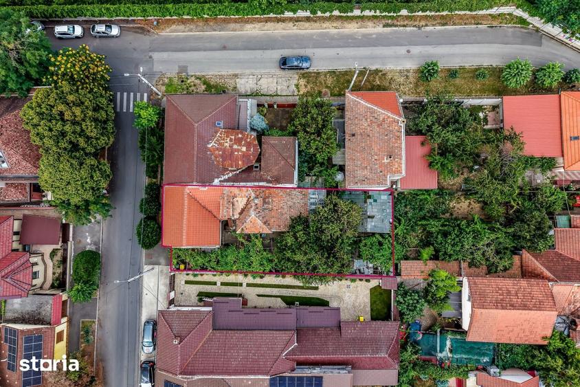 Casă cu 3 camere cu Teren 370 Mp în Funcționarilor