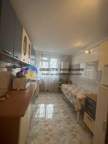 Apartament cu 2 camere semidecomandat în Dărmănești