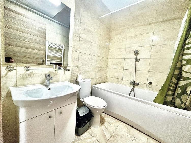 Apartament 2 camere, de inchiriat, Mamaia Summerland, 300 euro luna . Se inchiriaza pana la data de 15 mai - 4
