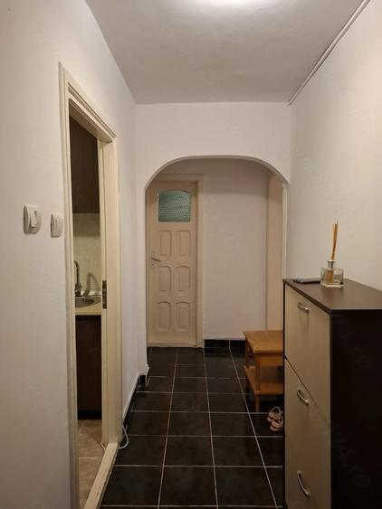 Apartament cu 2 camere decomandat în Lipovei