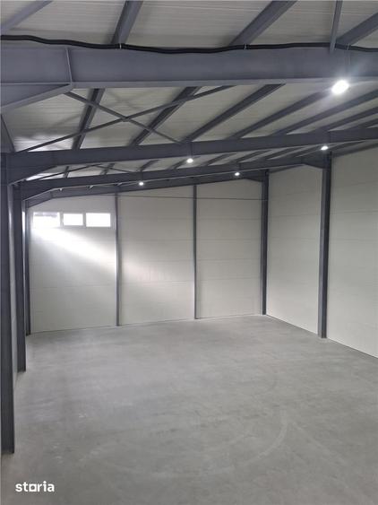 Spațiu comercial, de 600 mp, în Ștefăneștii de Jos