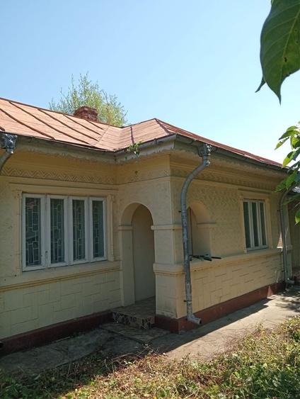 Casă cu 3 camere în Valea Râmnicului