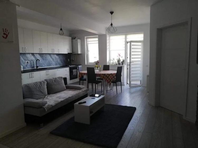 Apartament cu 2 camere semidecomandat, mobilat în Florești — fotografia 1