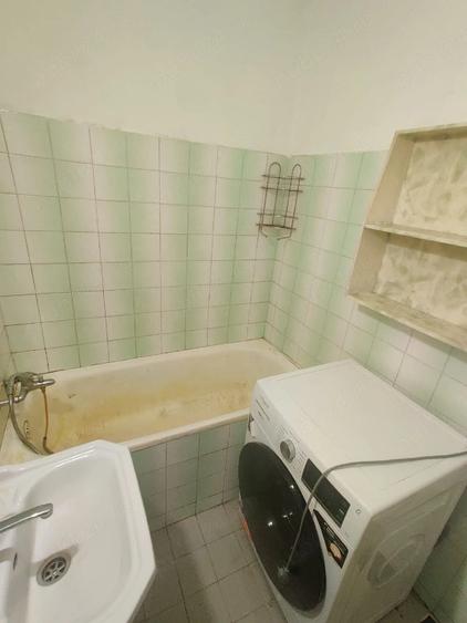 Garsonieră semidecomandată în Lunei
