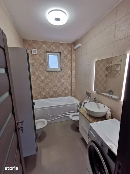 Apartament cu 3 camere decomandat în Burdujeni