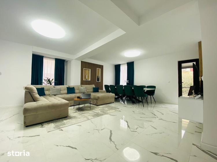 Casă cu 5 camere cu Teren 377 Mp în Rediu