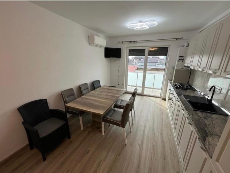 Apartament cu 2 camere decomandat, mobilat în Orașul Vechi