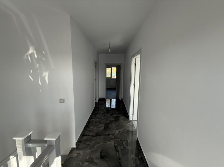 Casă individuală cu 4 camere! Dormitor la parter și 600mp teren! Comision 0% - 13