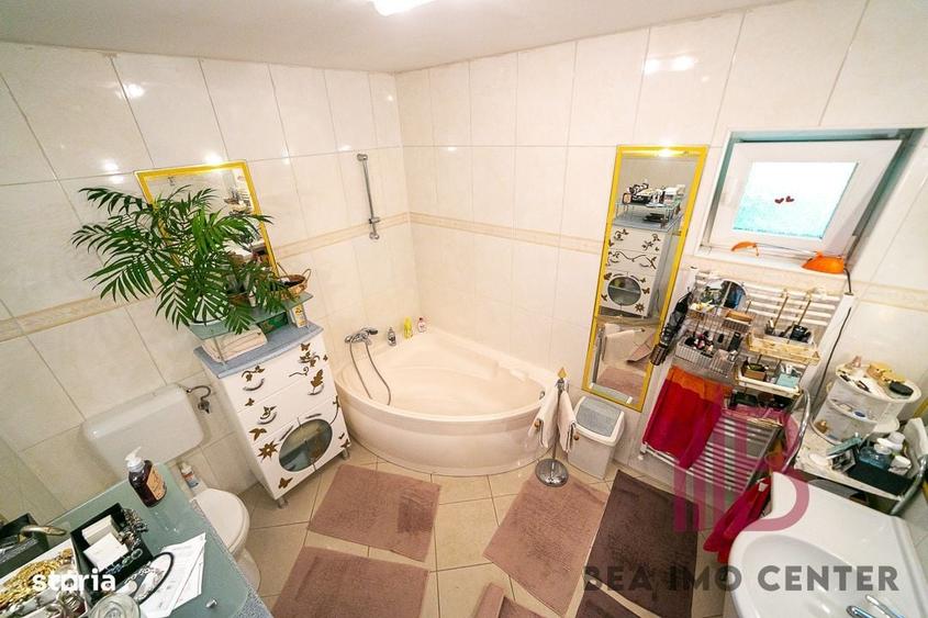 Casă cu 4 camere cu Teren 381 Mp în Ultracentral