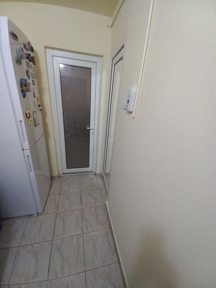 Apartament cu 2 camere decomandat în Bejan