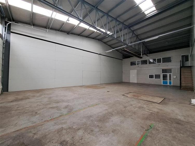 Hala de 300 mp + spatii birouri, situata in Luna de Sus! - 3