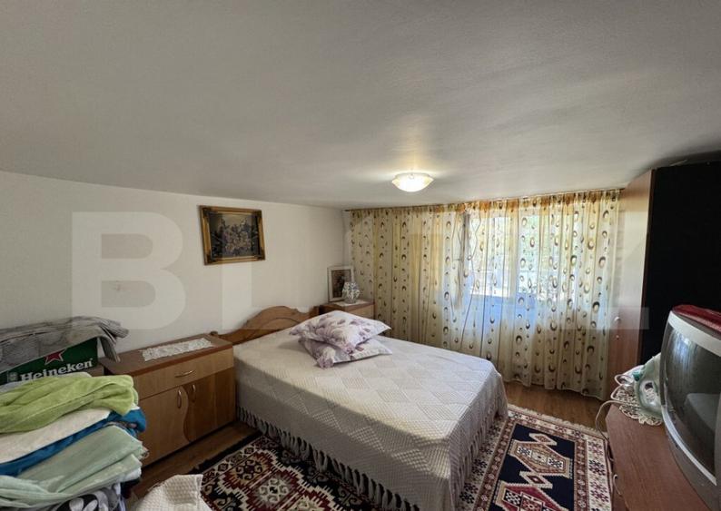 Casa plan parter cu 4 camere, 160 mp si 13000 mp teren, zona - 13