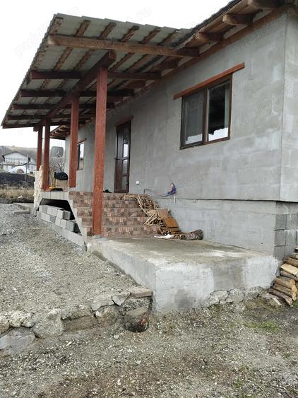 Casa de vanzare in fanatele clujului - 8