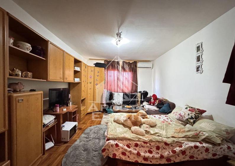 Garsoniera de vanzare | 20mp | Mobilata si utilata | Zona... - 4