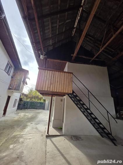 De vanzare ! 2 Case + Livada - 4