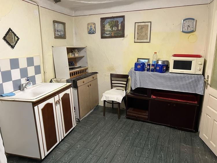 Inchiriez casa 3 camere zona centrala un minunt de PENNY - 2