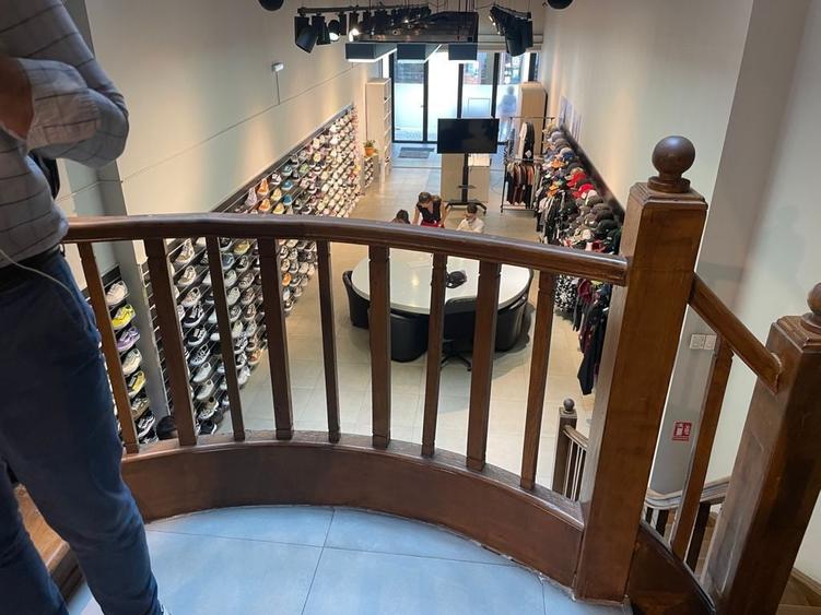 Centrul Vechi Lipscani S+P+2  500 mp Comercial si Birouri - 2