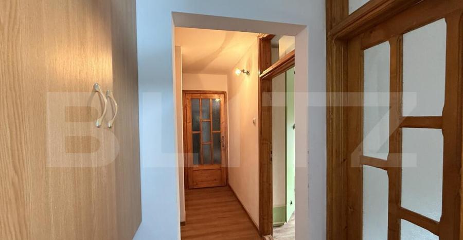 Apartament 3 camere decomandat, et. 1, 72 mp, zona 1 Mai - 13