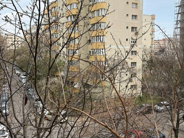 OBOR, LIZEANU-MAICA D-LUI, METROUL LA 10MIN. - 1