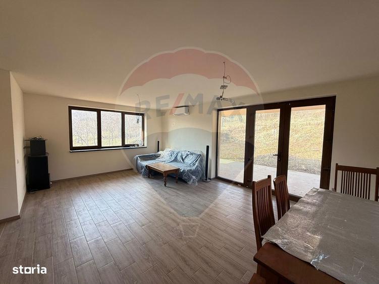 De vanzare Casa noua cu 4 camere, teren 1190 mp Cartier Podgoria - 14