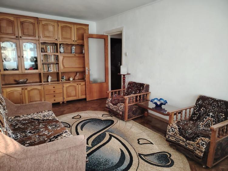 Inchiriez apartament cu 2 camere - 7