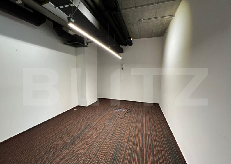Spa?iu birouri, 350 mp, Scala Center - 7